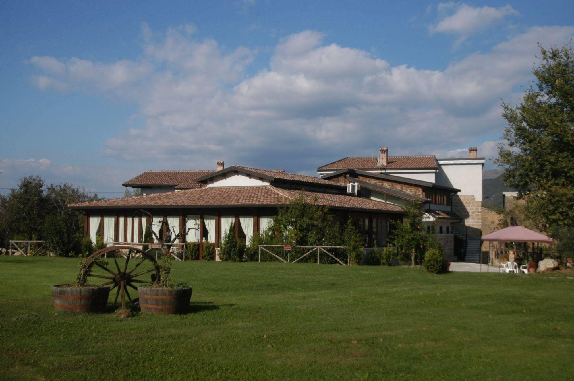 Borgo Patierno Conca della Campania Exterior foto
